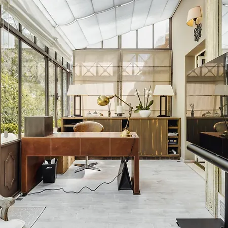 Hollywood Luxe Villa Saint-Tropez