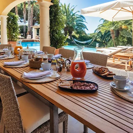 Hollywood Luxe Villa Saint-Tropez
